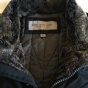 MENS BEAUTIFUL MARC NEW YORK COAT. FLAWLESS